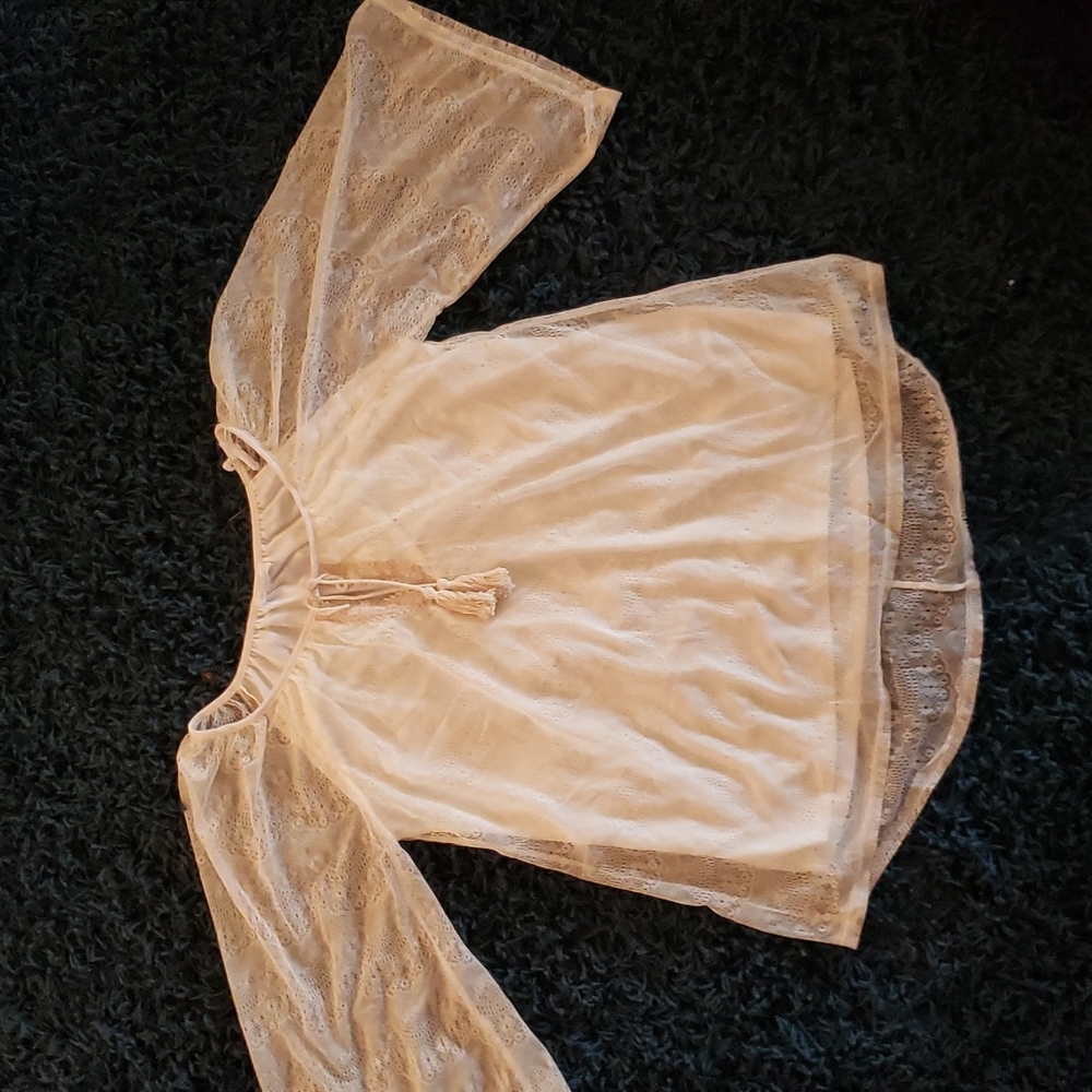 Siren Lily off white large blouse